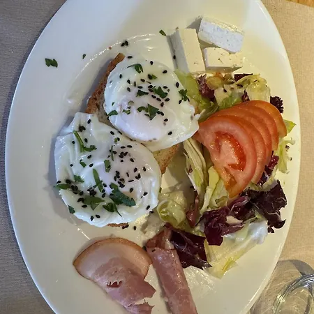 Barrique 17 - Breakfast At Restaurant & Minibar - Old Town Apartamento