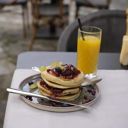 Apartamento Barrique 17 - Breakfast At Restaurant & Minibar - Old Town Braşov