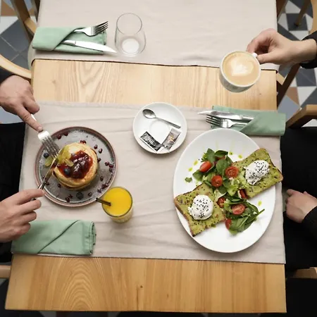 Barrique 17 - Breakfast At Restaurant & Minibar - Old Town Apartamento